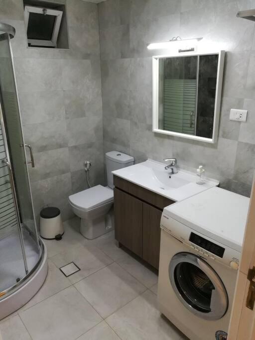 'C' Dazzling Modern 2 Bdrm Apt In Khalda Free Wifi Amán Exterior foto